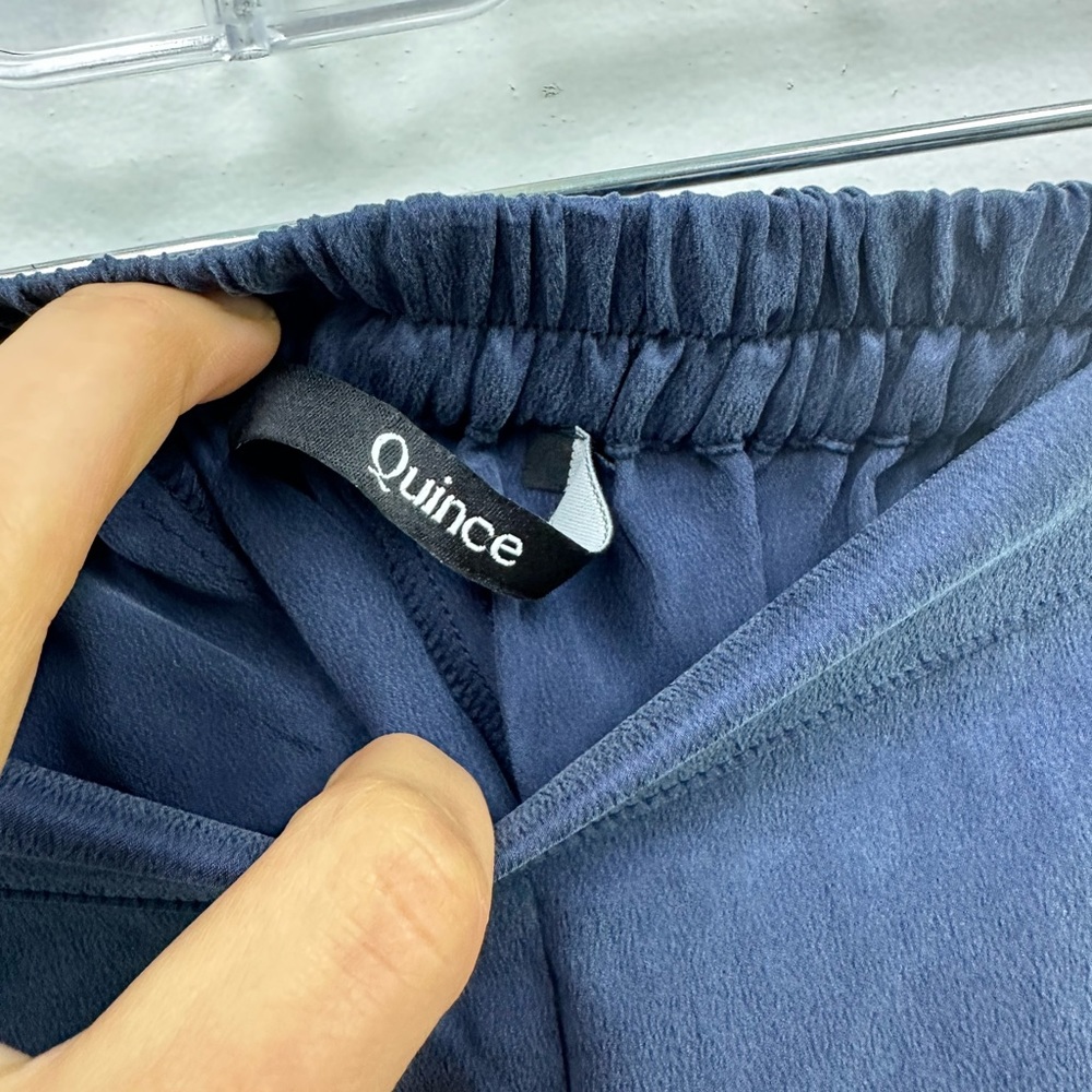 ⛔️SOLD⛔️Quince Indigo Blue 100% Washable Silk Pajama Shorts Size XS - Picture 6 of 9
